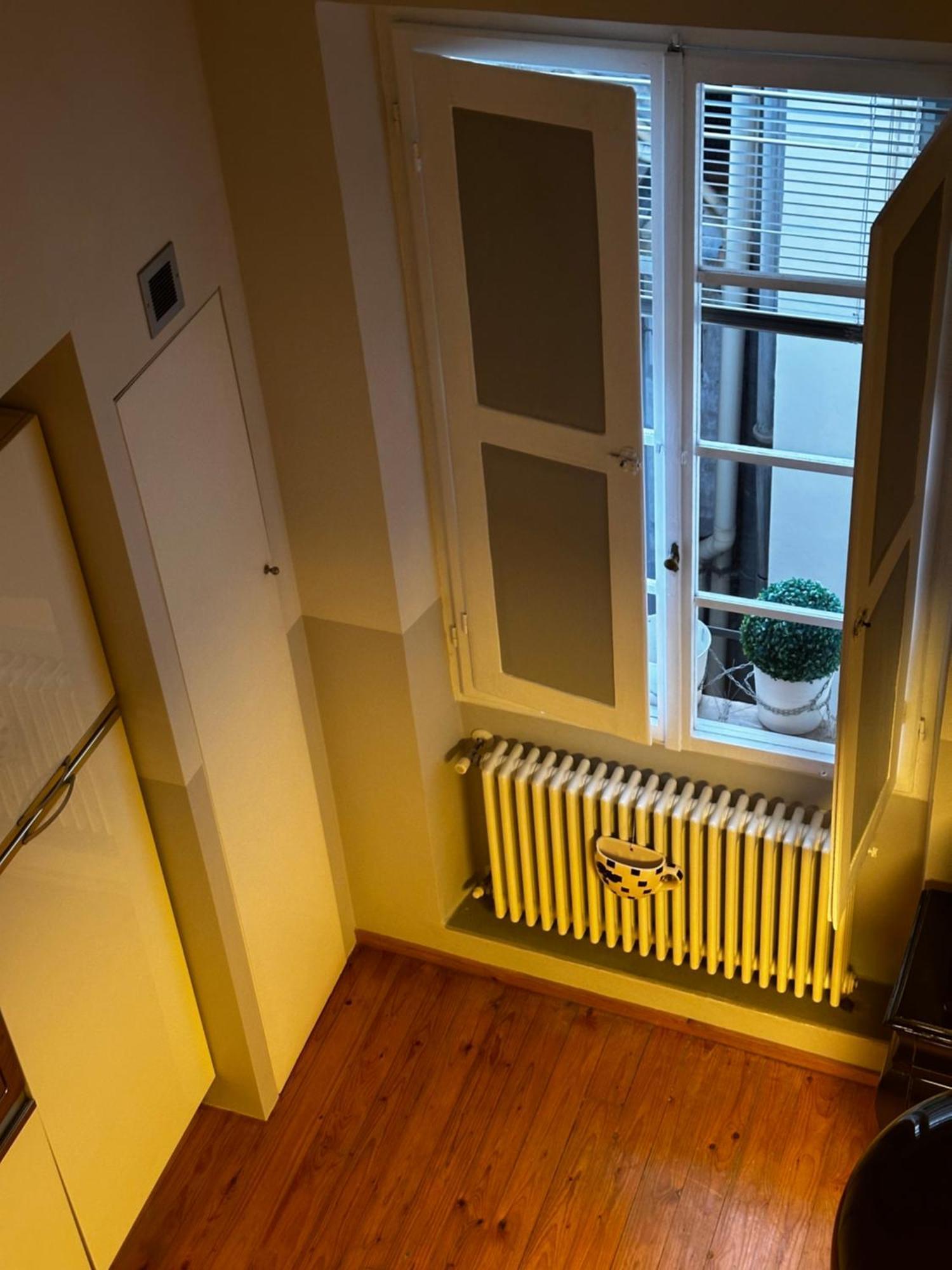 Apartment Light